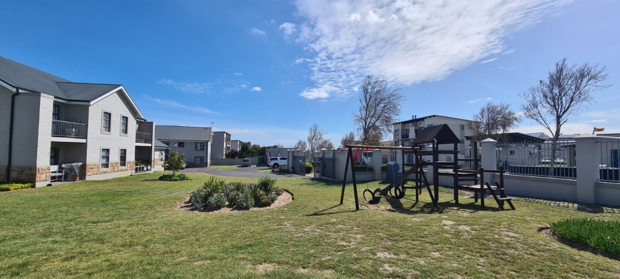 To Let 2 Bedroom Property for Rent in Burgundy Estate Western Cape